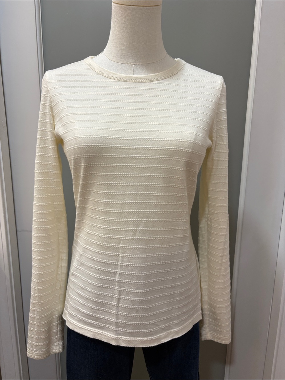 Brooks Brothers Cream Long Sleeve Textured Knit Top